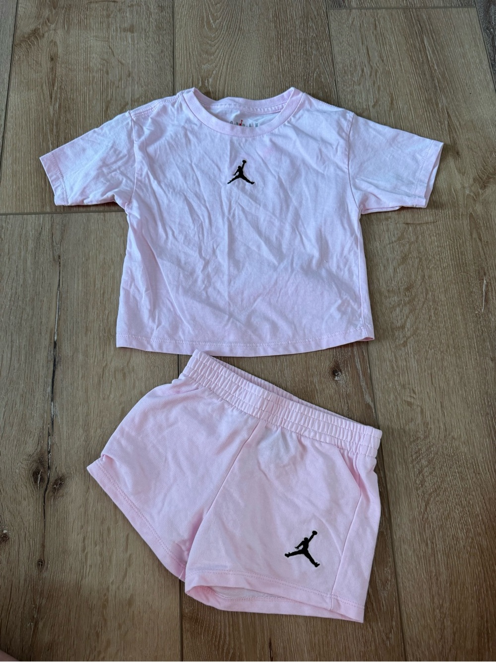 Pink Jordan Girls short set Jumpman logo size 3T